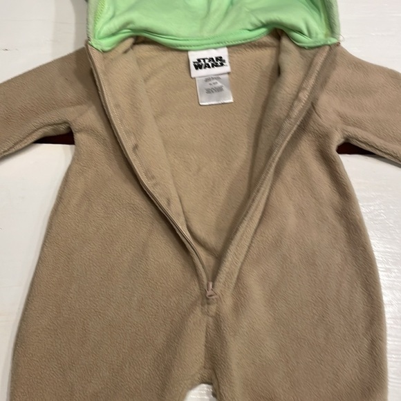 0-3 months Star Wars Baby Yoda The Child Mandolorian footed footies onesie - Picture 7 of 12